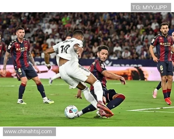 姆巴佩闪耀西甲再显神威皇马三球轻松战胜对手